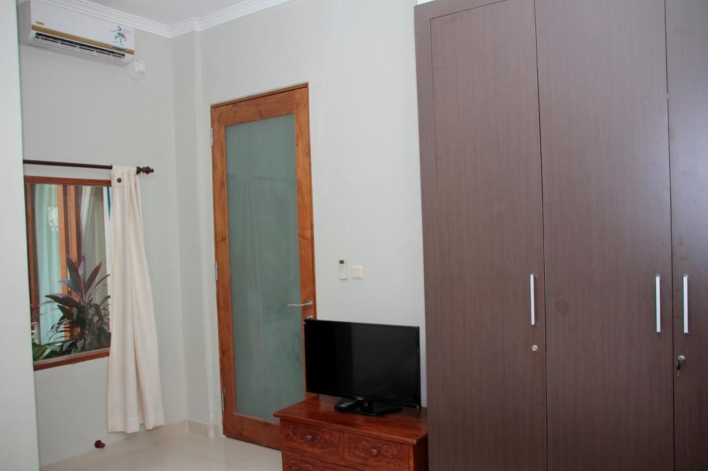 Villa Anyelir Seminyak Camera foto