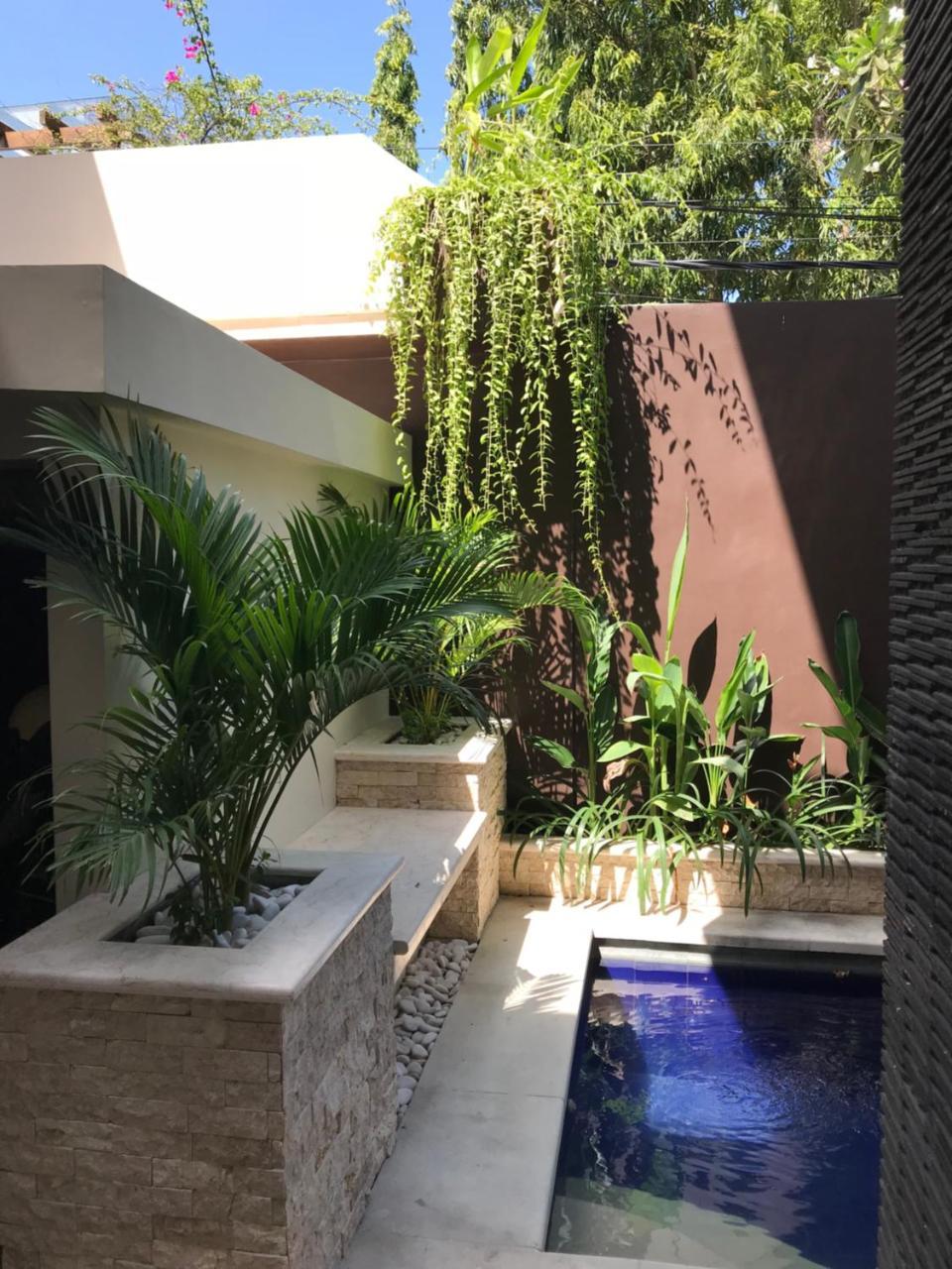 Villa Anyelir Seminyak Esterno foto